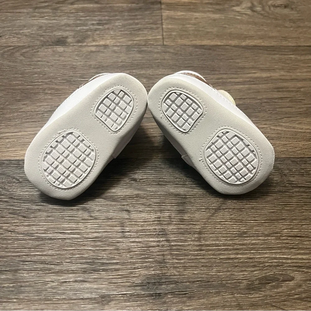 NEW Little Bees Brown White Baby Toddler Shoes 3-6mos 6-9mos 9-12mos 12-15mos